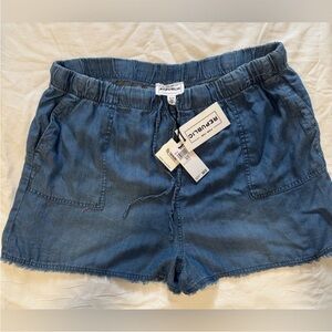 NWT for the republic Jean short Size XL